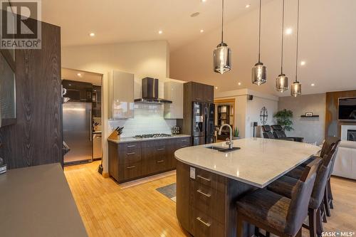 2670 Sandringham Crescent, Regina, SK - Indoor Photo Showing Kitchen With Upgraded Kitchen