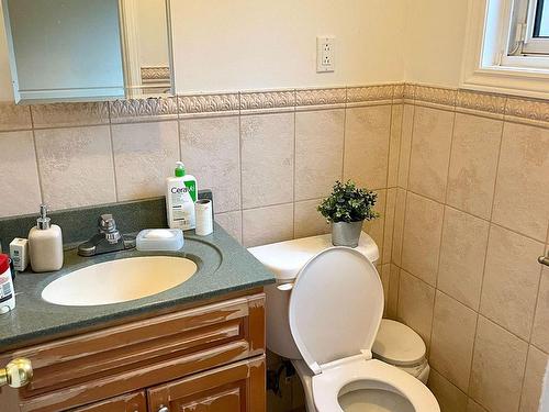 3237 Grassfire Crescent, Mississauga, ON - Indoor Photo Showing Bathroom