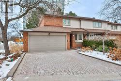 1 - 1160 WALDEN CIRCLE  Mississauga, ON L5J 4J9