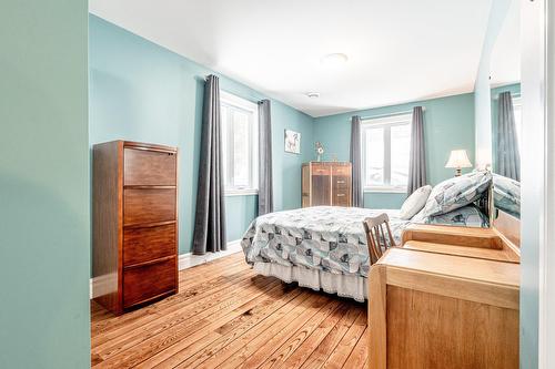 Chambre à coucher - 1906 Ch. Gendron, Stanstead - Canton, QC - Indoor Photo Showing Bedroom