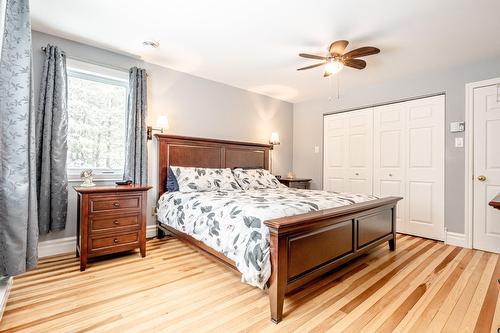 Chambre à coucher - 1906 Ch. Gendron, Stanstead - Canton, QC - Indoor Photo Showing Bedroom