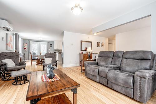Salon - 1906 Ch. Gendron, Stanstead - Canton, QC - Indoor Photo Showing Living Room
