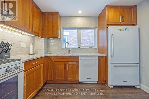 587 Rosedale Street, London, ON - Indoor Photo Showing Kitchen