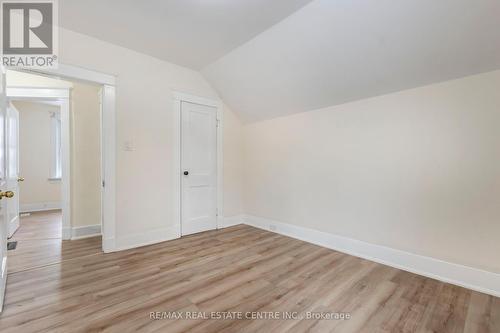 19 Bricker Avenue, Waterloo, ON - Indoor Photo Showing Other Room