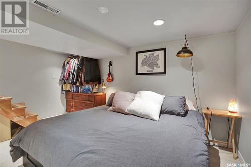 214 26Th Street W, Saskatoon, SK - Indoor Photo Showing Bedroom