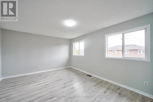 556 Delphine Drive, Burlington, ON - Indoor Photo Showing Other Room