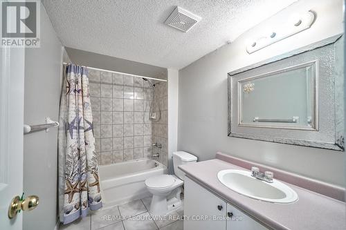 556 Delphine Drive, Burlington, ON - Indoor Photo Showing Bathroom