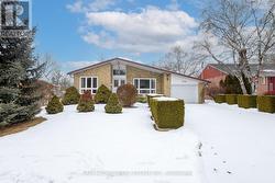 3532 JOAN DRIVE  Mississauga, ON L5B 1T8