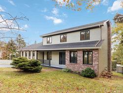 221 Hillside Drive  Boutiliers Point, NS B3Z 1W9