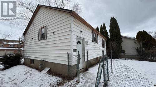 1027 Glendor Avenue, Burlington, ON - Outdoor With Exterior