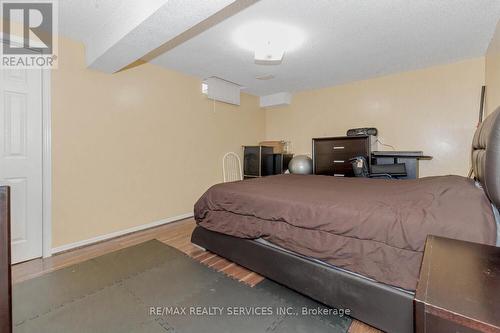 1617 Bristol Road W, Mississauga, ON - Indoor Photo Showing Bedroom