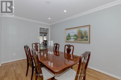 1617 Bristol Road W, Mississauga, ON - Indoor Photo Showing Dining Room