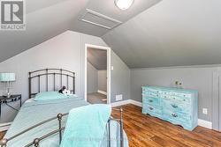 Upstairs Bedroom 3 - 