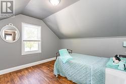 Upstairs Bedroom 3 - 