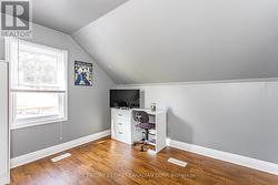 Upstairs Bedroom 4 - 