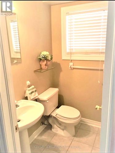 3744 Althorpe Circle, Mississauga, ON - Indoor Photo Showing Bathroom