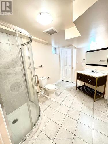 3744 Althorpe Circle, Mississauga, ON - Indoor Photo Showing Bathroom