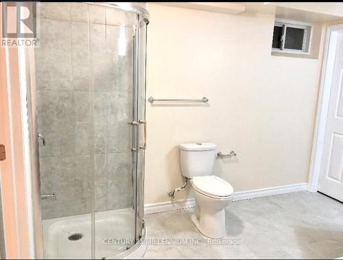 3744 Althorpe Circle, Mississauga, ON - Indoor Photo Showing Bathroom