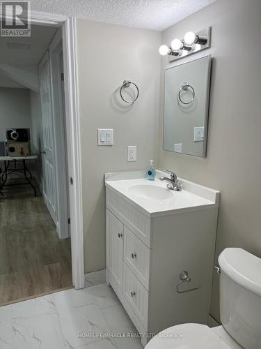 524 Linden Drive, Cambridge, ON - Indoor Photo Showing Bathroom