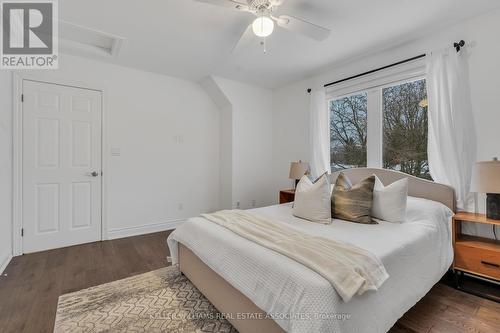 5419 Spruce Avenue, Burlington, ON - Indoor Photo Showing Bedroom