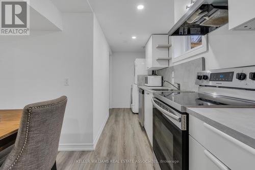 5419 Spruce Avenue, Burlington, ON - Indoor Photo Showing Kitchen