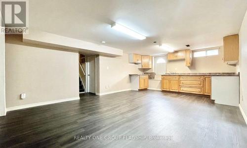 257 Thorncrest Drive, Waterloo, ON - Indoor Photo Showing Kitchen