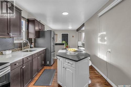 1457 Empress Street, Regina, SK - Indoor Photo Showing Kitchen