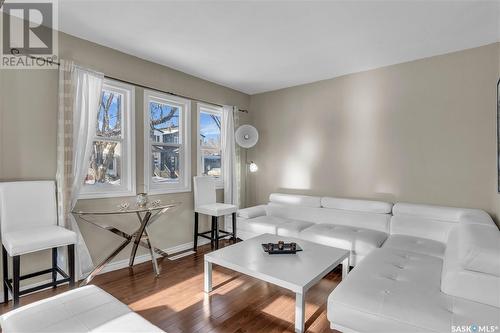 1457 Empress Street, Regina, SK - Indoor Photo Showing Living Room