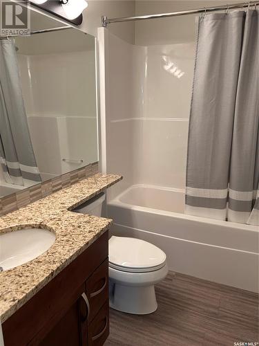 102 1220 Blackfoot Drive, Regina, SK - Indoor Photo Showing Bathroom