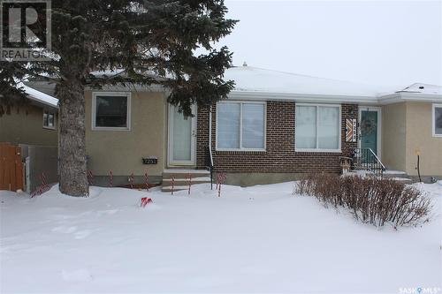 7251 Bowman Avenue, Regina, SK - Outdoor