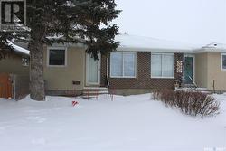 7251 Bowman AVENUE  Regina, SK S4T 6K9