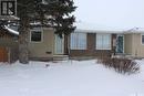 7251 Bowman Avenue, Regina, SK  - Outdoor 