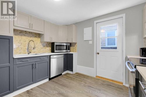 29 Douglas Avenue, Ottawa, ON - Indoor Photo Showing Kitchen With Stainless Steel Kitchen