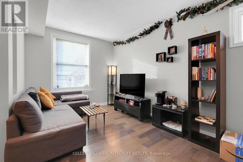 29 Douglas Avenue, Ottawa, ON - Indoor Photo Showing Other Room