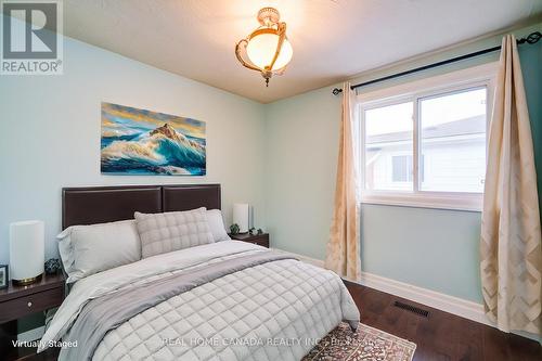 320 Highridge Avenue, Hamilton, ON - Indoor Photo Showing Bedroom