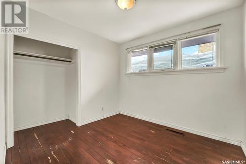 419 Cumberland Avenue S, Saskatoon, SK - Indoor Photo Showing Other Room