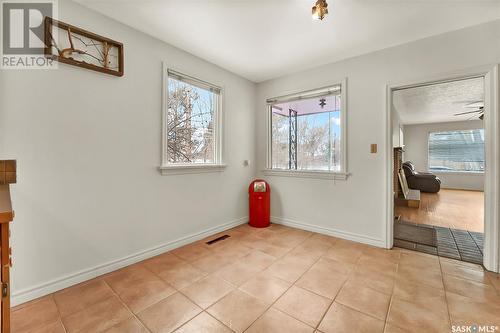 419 Cumberland Avenue S, Saskatoon, SK - Indoor Photo Showing Other Room