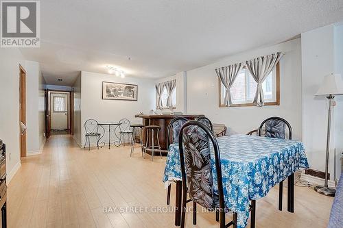 93 Antigua Road, Mississauga, ON - Indoor Photo Showing Dining Room