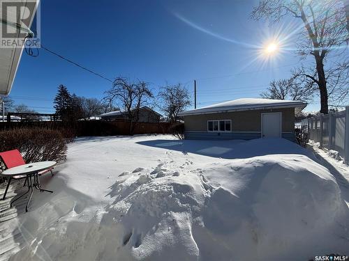 5313 3Rd Avenue, Regina, SK - Outdoor