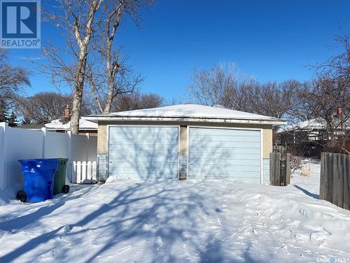 5313 3Rd Avenue, Regina, SK - Outdoor