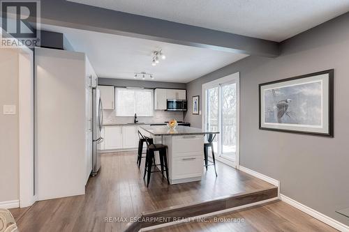 3436 Bristol Drive, Burlington, ON - Indoor