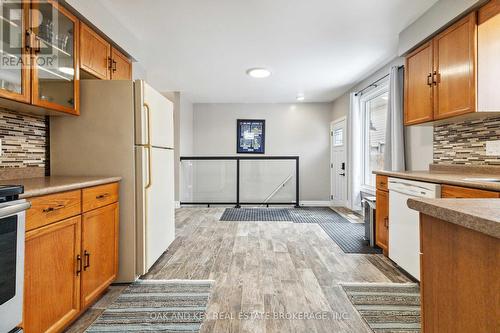 6 Weymouth Drive, London, ON - Indoor Photo Showing Kitchen