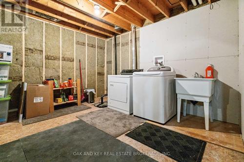 6 Weymouth Drive, London, ON - Indoor Photo Showing Laundry Room