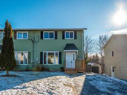 18 Brompton Road  Dartmouth, NS B2W 4M6