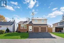 1534 ROSEBELLA AVENUE  Ottawa, ON K1T 1E8