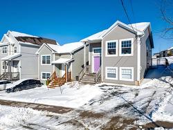 112 Lier Ridge  Halifax, NS B3L 4C7