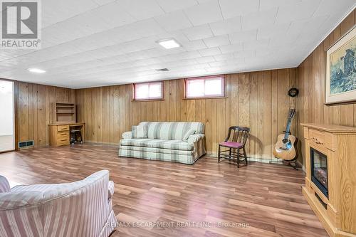 297 East 36Th Street, Hamilton, ON - Indoor Photo Showing Basement