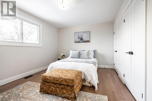 30 Donlea Drive, Hamilton, ON - Indoor Photo Showing Bedroom