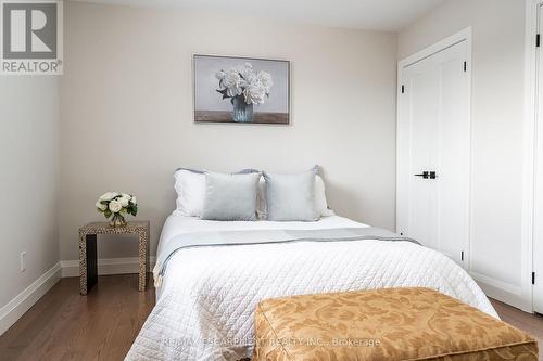 30 Donlea Drive, Hamilton, ON - Indoor Photo Showing Bedroom