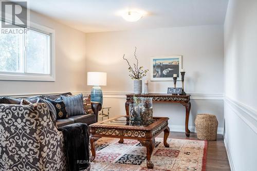 30 Donlea Drive, Hamilton, ON - Indoor